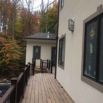 Wrap-around deck