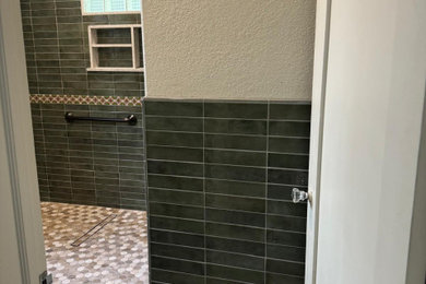 Inspiration for a bathroom remodel in Los Angeles