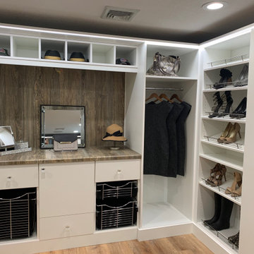 Kitchen Encounters Showroom