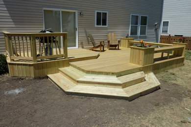 This is an example of a traditional deck in Chicago.
