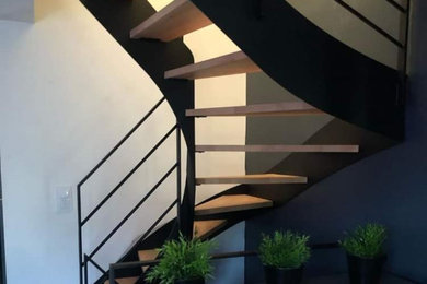 Idées déco pour un escalier moderne.