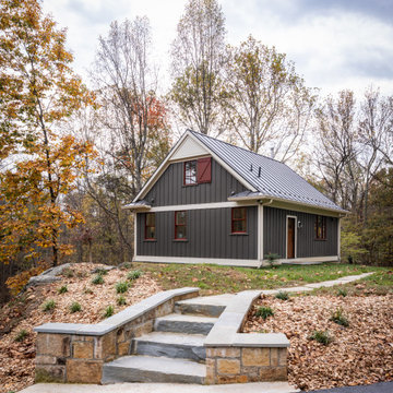 Custom Home Build: Carriage House with Rustic Charm and Modern Amenities in Midd