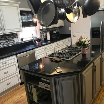cabinet refacing--white with gray island