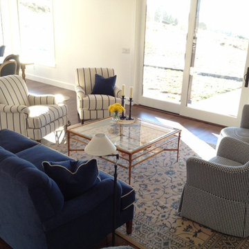 Hollywood Regency Coffee Table in California Living Room