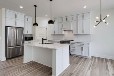 Kitchen - kitchen idea in San Francisco