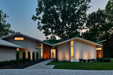 Exterior home photo in Bridgeport