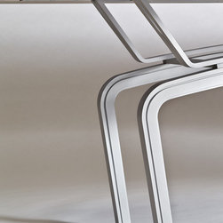 Mazama House - Dining Tables