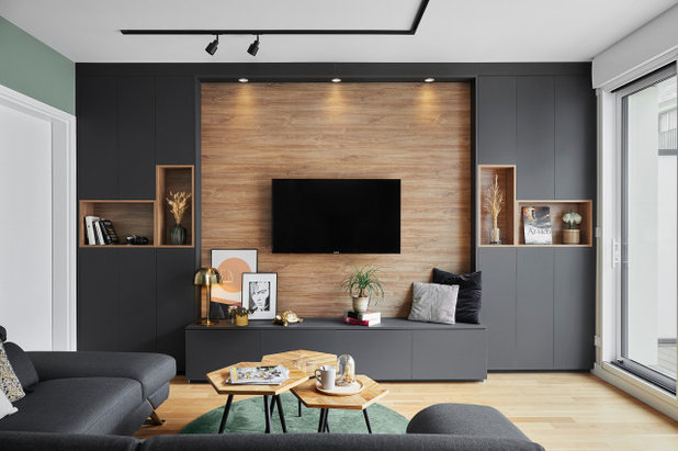 Modern Living Room by Mathilde Design