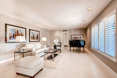 Photo of a mid-sized transitional family room in Phoenix.