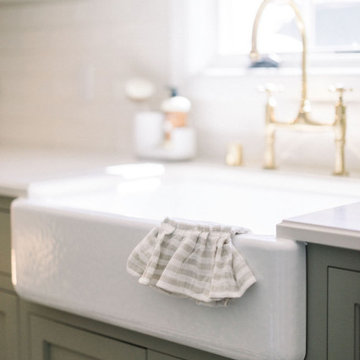 The Shabby-Chic Charmer
