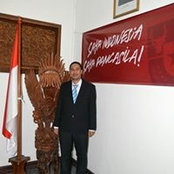 Adrian Yohan's photo