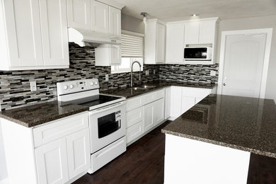 Kitchen photo in Vancouver