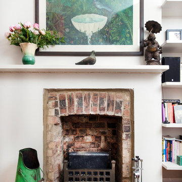 Single storey side extension and refurb of flat, London.