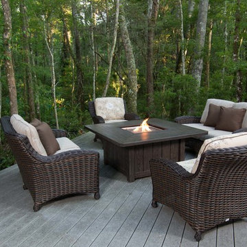 Ebel Dreux Chat Height Fire Pit in Chestnut Weave Finish