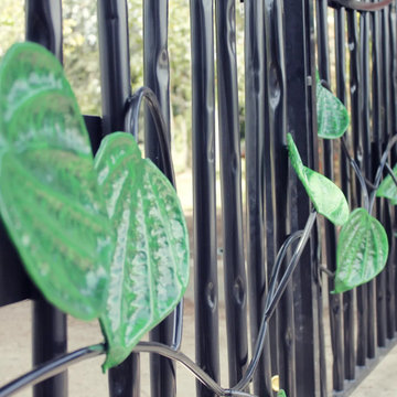 Rejas y puertas orgánicas con hojas