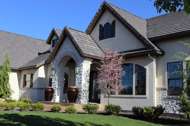 Elegant exterior home photo in Boise