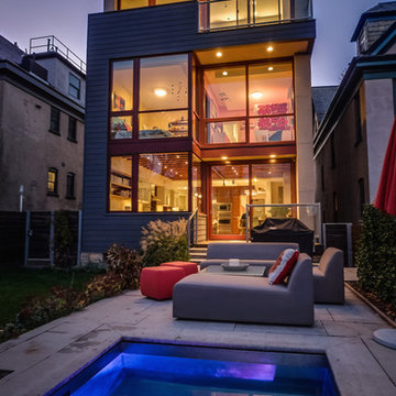 URBAN ARCHITECTURAL MASTERPIECE WITH DIRECT NYC VIEWS