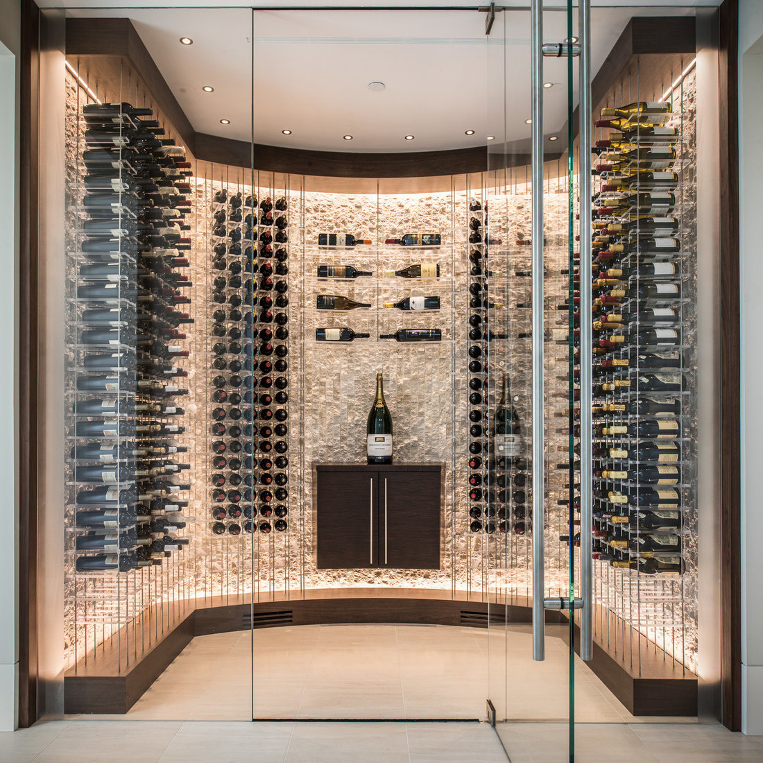 Elevate wine display