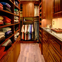 Walk In Closet
