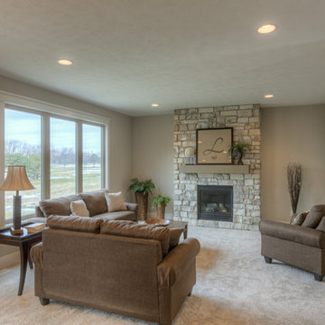 Wyndham 2-story w/ loft