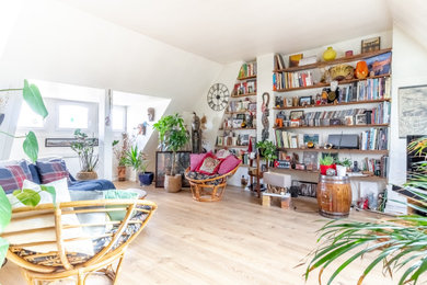 Cette photo montre un salon éclectique.