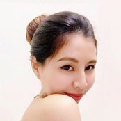 Vickie Chou's photo
