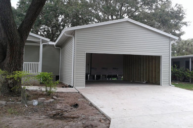 Garage photo in Tampa