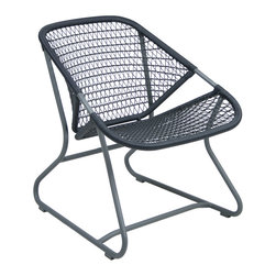 Fermob - Fermob Sixties Armchair - Outdoor Lounge Chairs