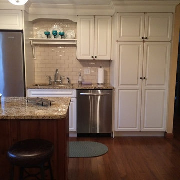 Touchstone Auburn Alabaster with Auburn Wild Honey Island