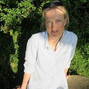 Emma Sims Hilditch's photo