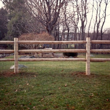Cedar Post and Rail Fence with Welded Wire