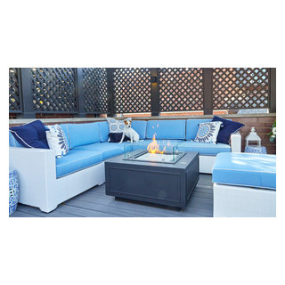 Magnolia Retreat Lounge Deck - Modern - Deck - Chicago - by Chicago ...