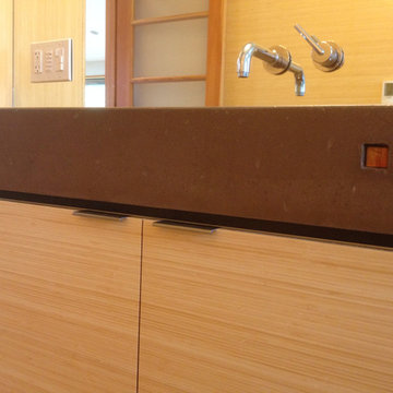 Vanity detail