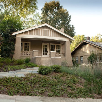 Major Renovation for a Craftsman-style Forest Park Bungalow