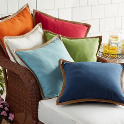SYNTHETIC TRIM INDOOR/OUTDOOR PILLOW - Outdoor Cushions And Pillows