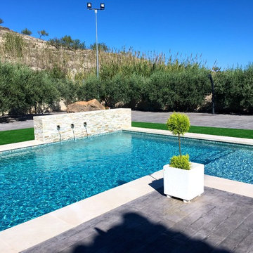 PISCINA MODERNA
