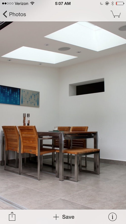 Round or rectangular dining table?