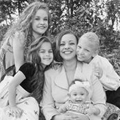 Mary Beth Hunt's photo