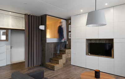 Houzz Tour: Wooden Sleeping Box a Space-Saving Solution in Moscow