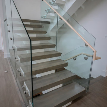 Project #80 | Mono-Beam Staircase with Glass Panels