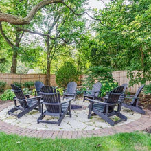 Outdoor fire pit