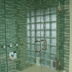 Frameless Tub Enclosure - Products