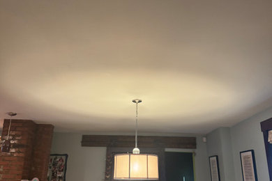 Dining room photo in Other