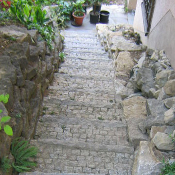 Terrassen, Wege und Treppen