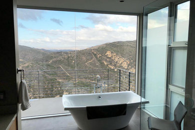 Inspiration for a modern bathroom remodel in San Diego