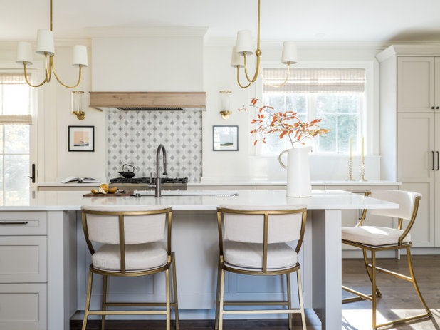 Kitchen of the Week: Soft Transitional Feel in Taupe and Wood