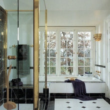 Black & White bathrooms