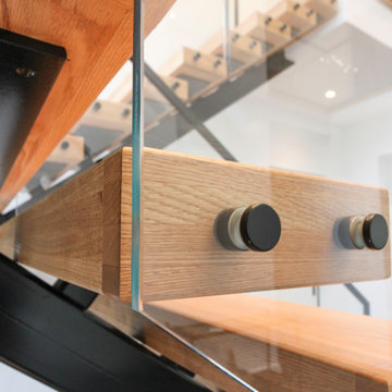 Project #98 | Modern Mono-beam Staircase with Glass Railing