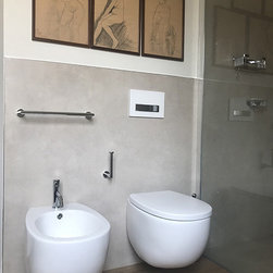Sospesi tra linee morbide - Bathroom Fixtures