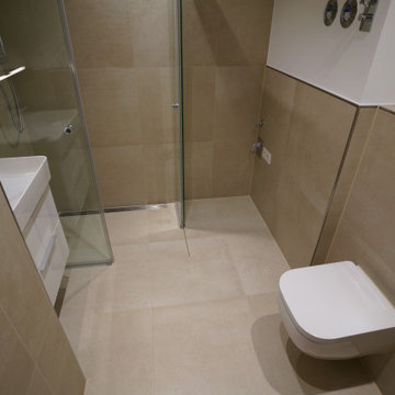 Aus einem Badezimmer wird ein Duschbad in München Bogenhausen